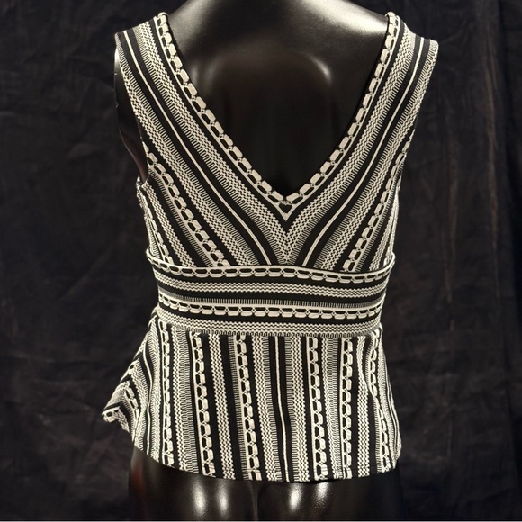 2/$20 Anthropologie Black and White Patterned Blouse - Picture 5 of 7